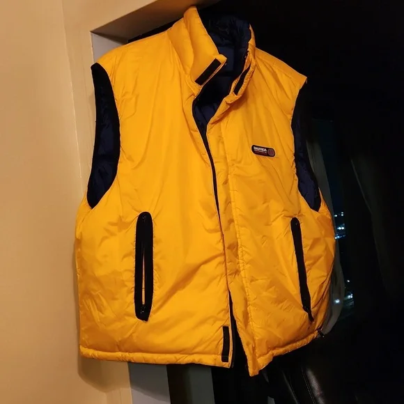 Nautica Men's Puffer Vest - Picture 1 of 7